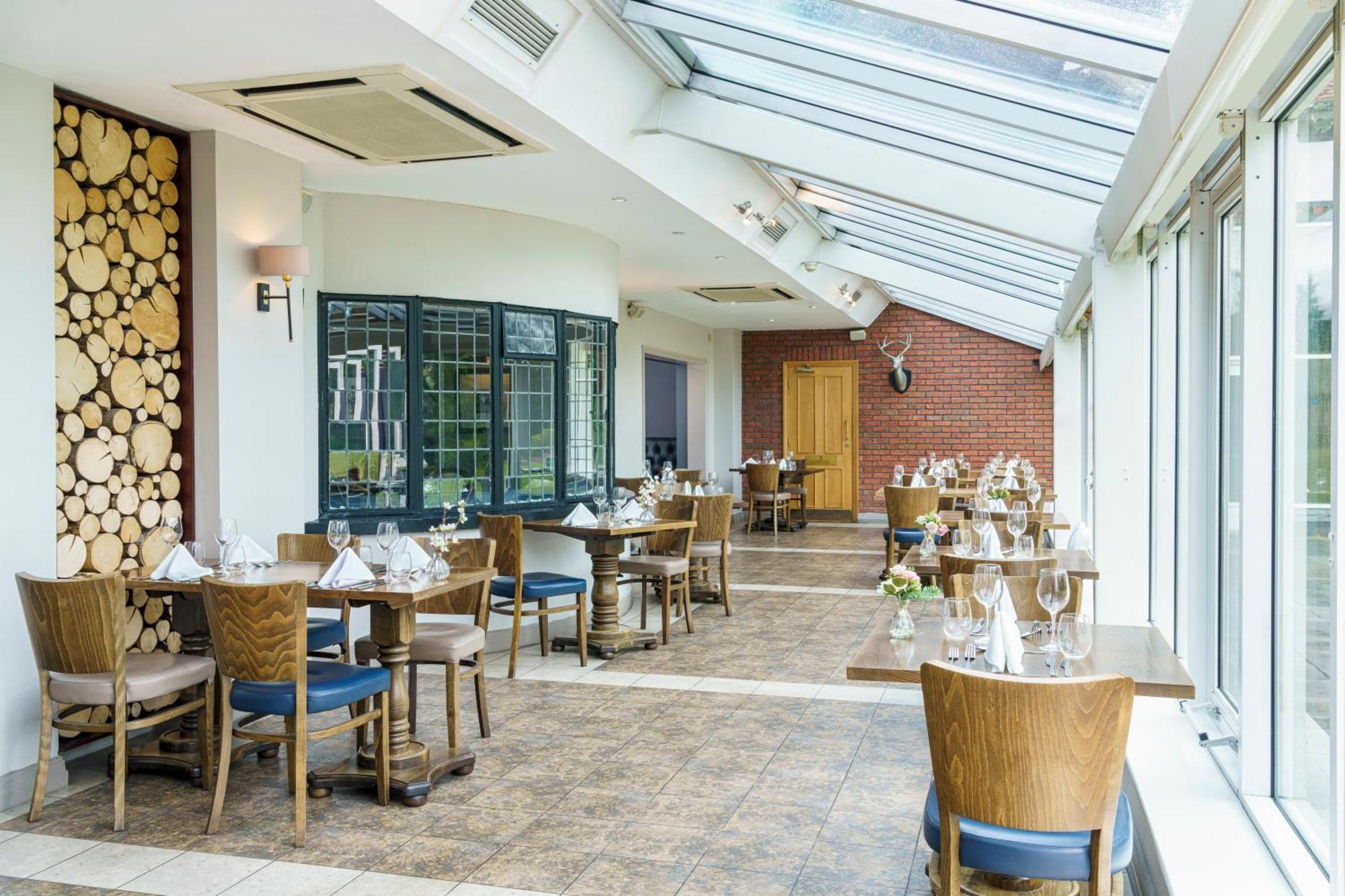 Macdonald Craxton Wood Hotel & Spa Ledsham  Zewnętrze zdjęcie
